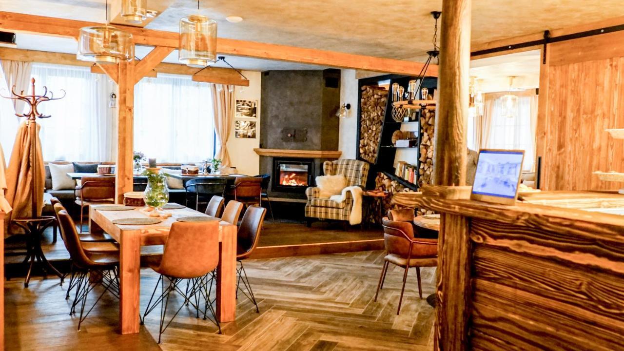Hotel Mclimon Nový Jičín Екстериор снимка