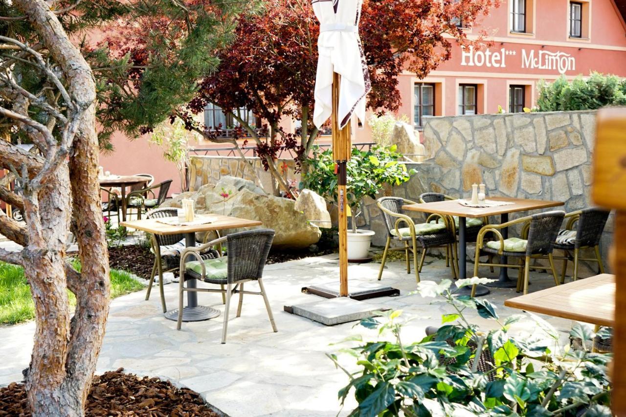 Hotel Mclimon Nový Jičín Екстериор снимка